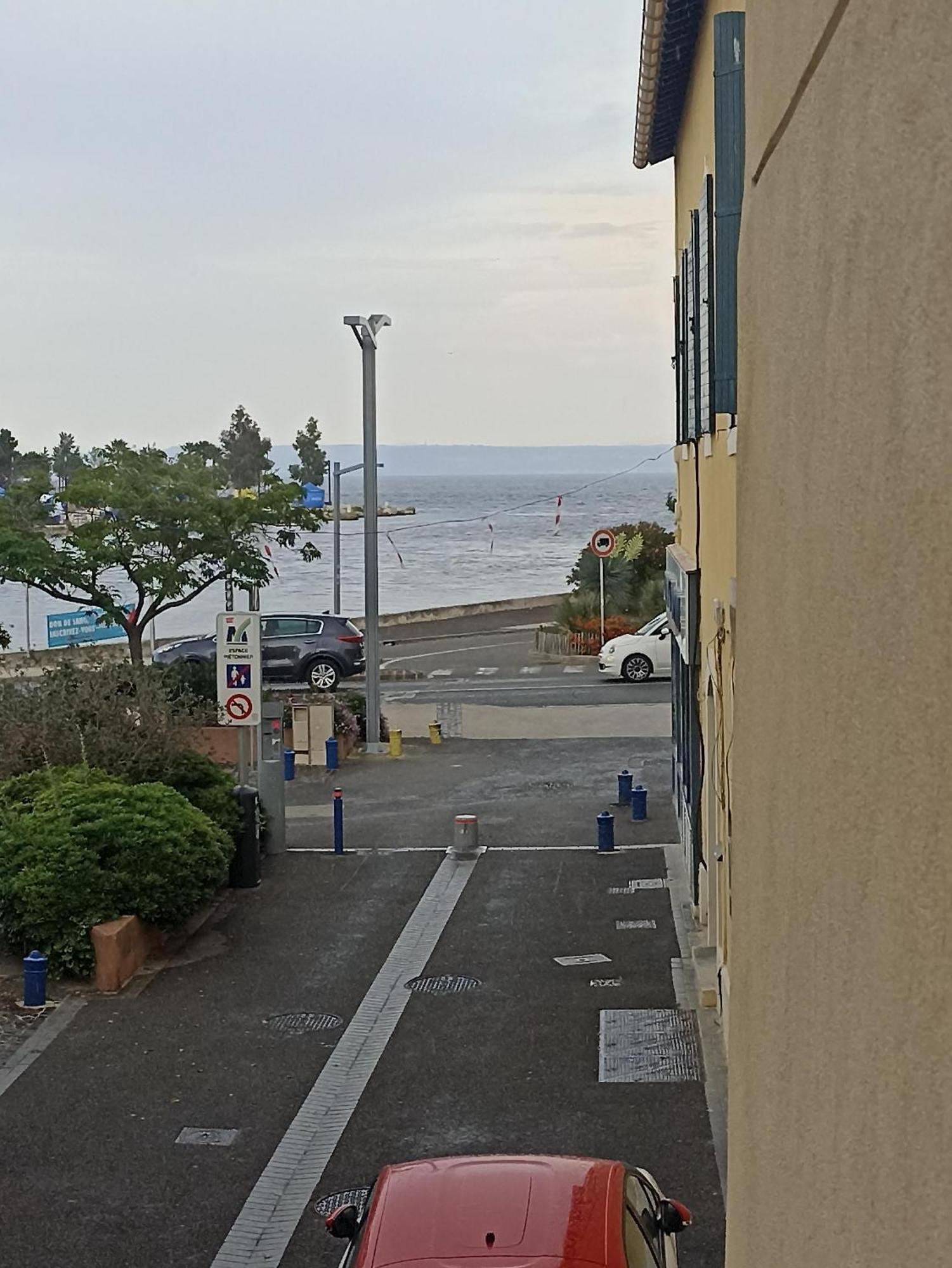 Les Hebergements De La Plage En Ville Martigues Kültér fotó